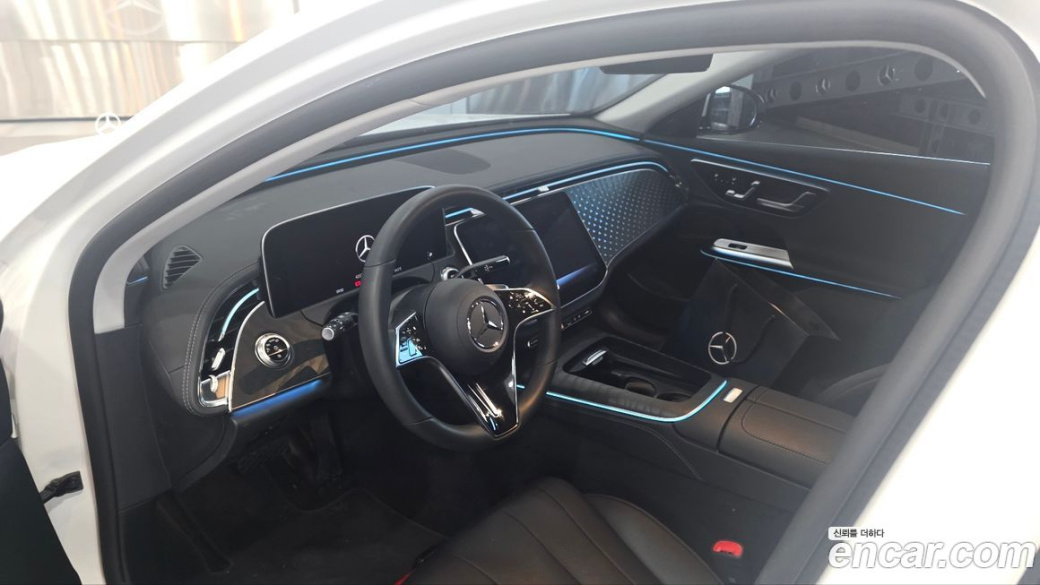 Mercedes-Benz E-Class E220d 4MATIC Exclusive, 2025