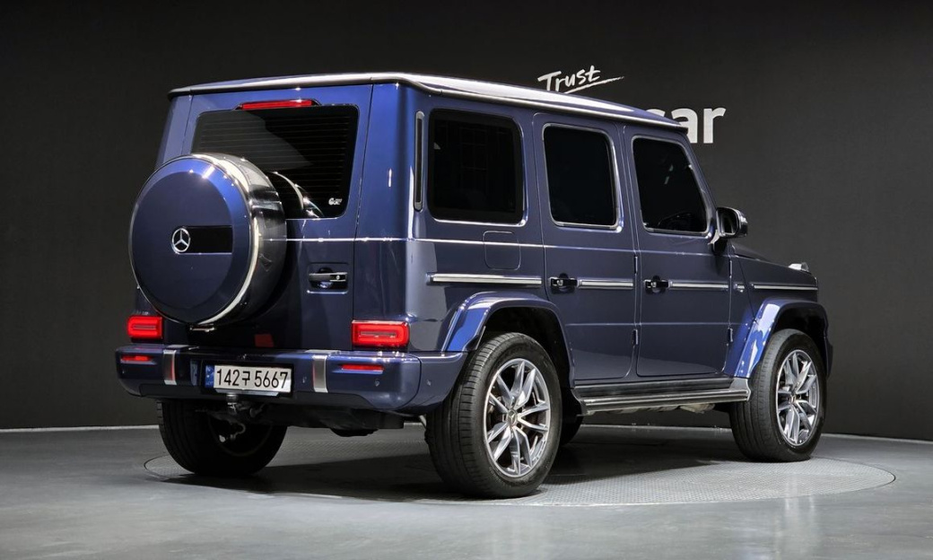 Mercedes-Benz G-Class G450d, 2025