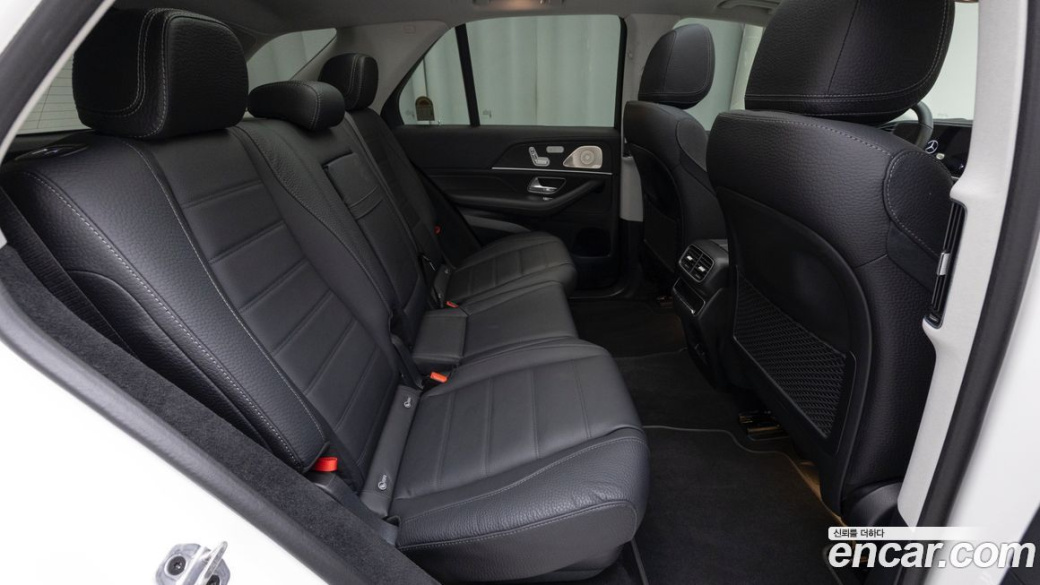 Mercedes-Benz GLE-Class GLE450 4MATIC, 2025