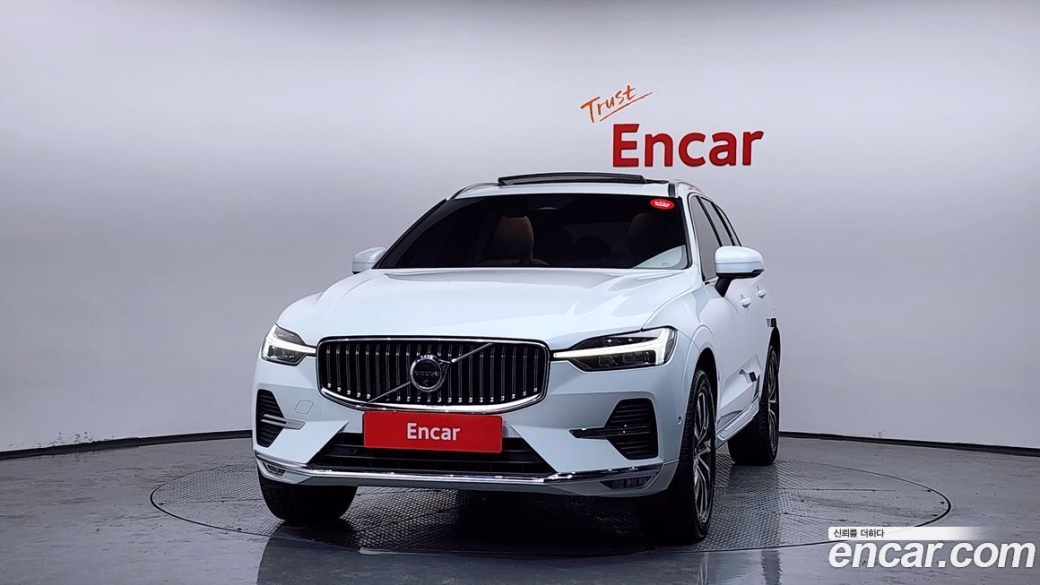 Volvo XC60 B5 Ultimate Bright, 2024