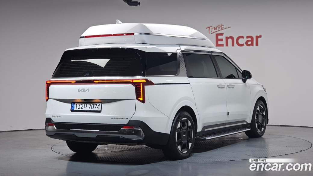 Kia Carnival 9-Seater Hi Limousine, 2024
