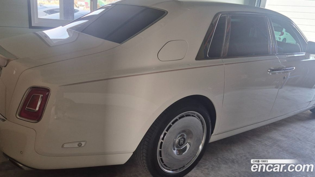 Rolls-Royce Phantom 6.7 V12, 2025