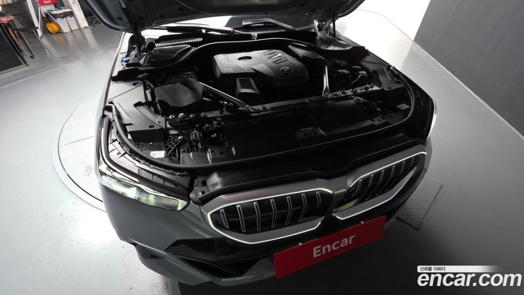 BMW 5-Series 520i M Sport, 2024