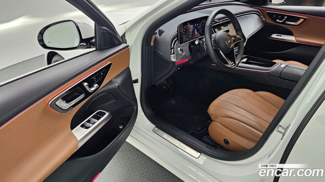 Mercedes-Benz E-Class E200 Avantgarde, 2025