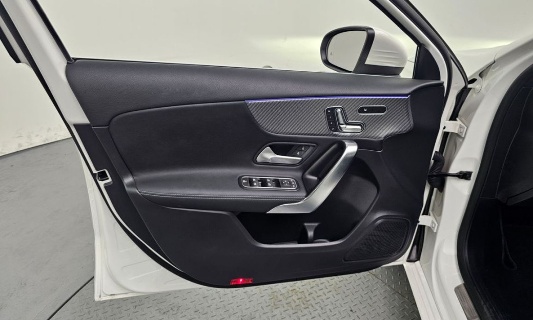 Mercedes-Benz A-Class A220 Hatchback, 2025