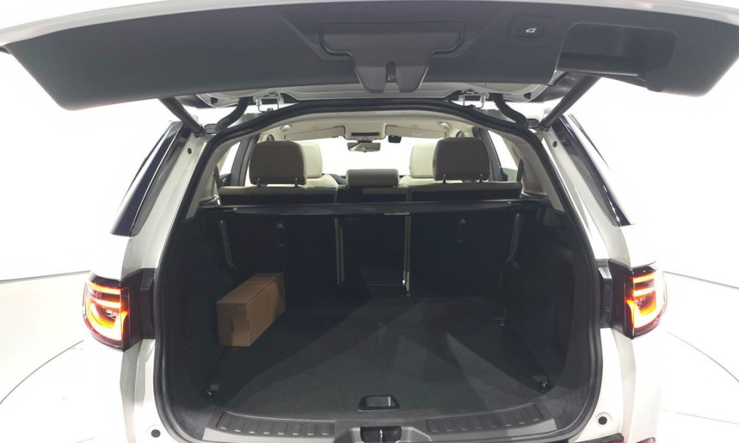 Land Rover Discovery Sport P250 S, 2025