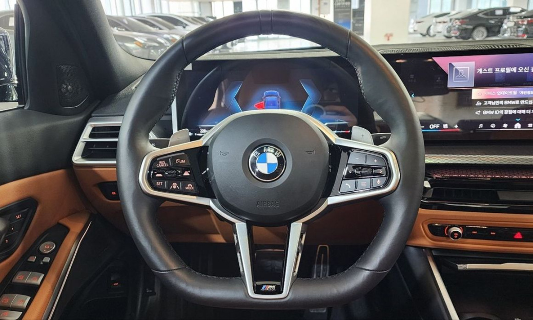 BMW 3-Series 320i M Sport, 2025