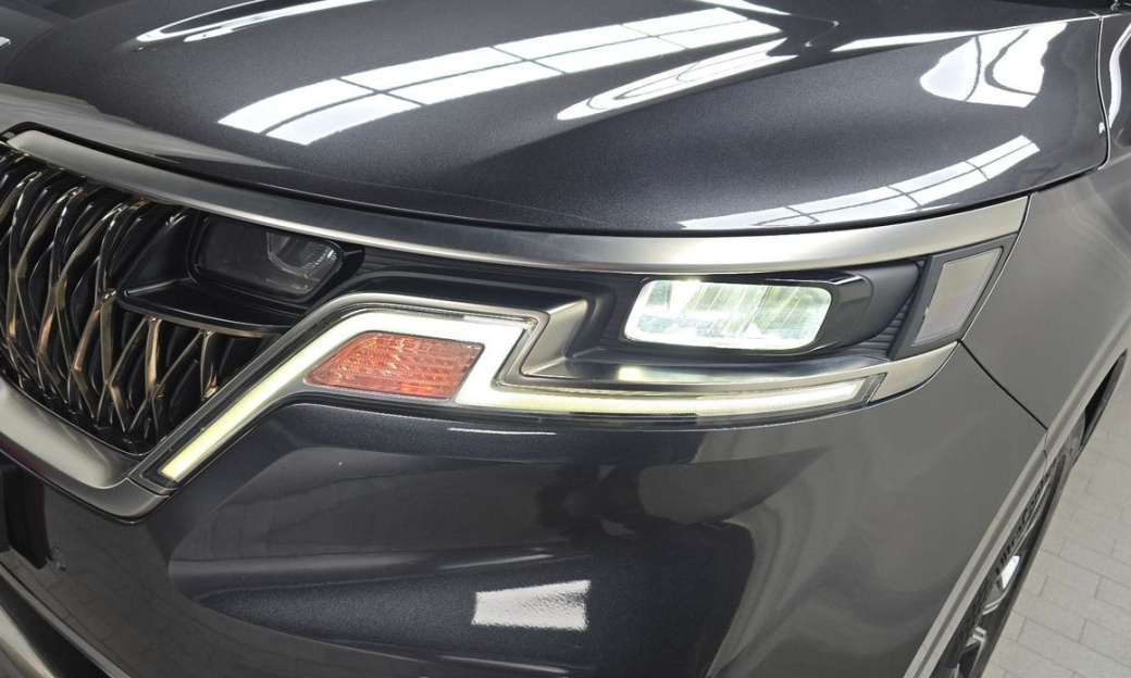 Kia Carnival 7-Seater Signature, 2022