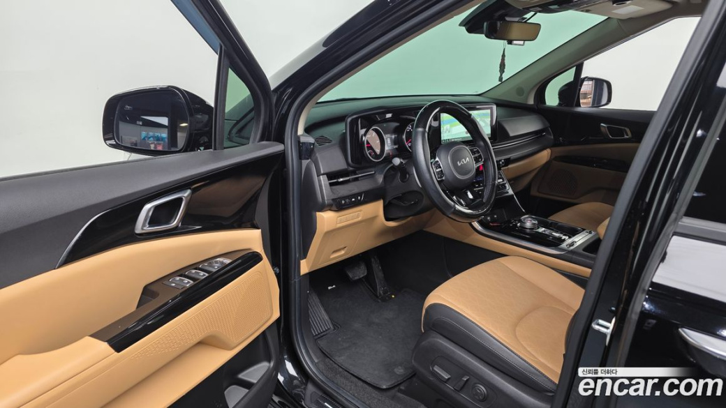 Kia Carnival 9-Seater Noblesse, 2023