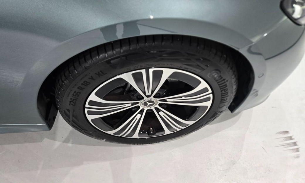 Mercedes-Benz E-Class E200 Avantgarde, 2025