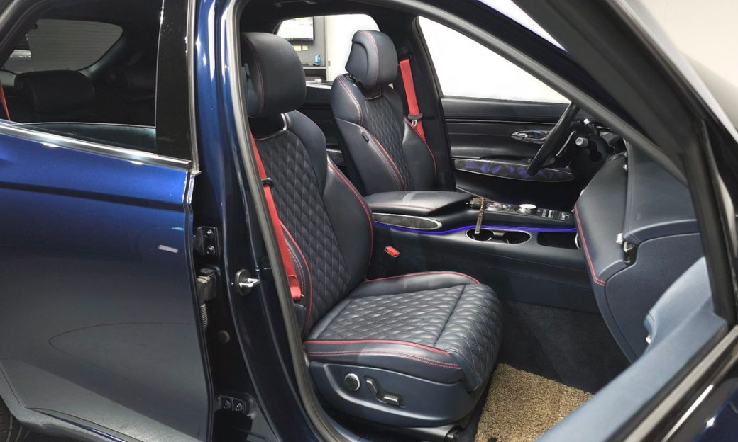 Genesis GV70 2.5T Gasoline 2WD, 2021