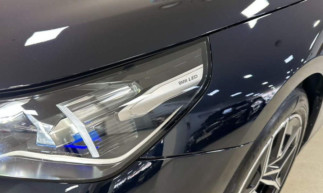 BMW 5-Series 520i M Sport, 2025