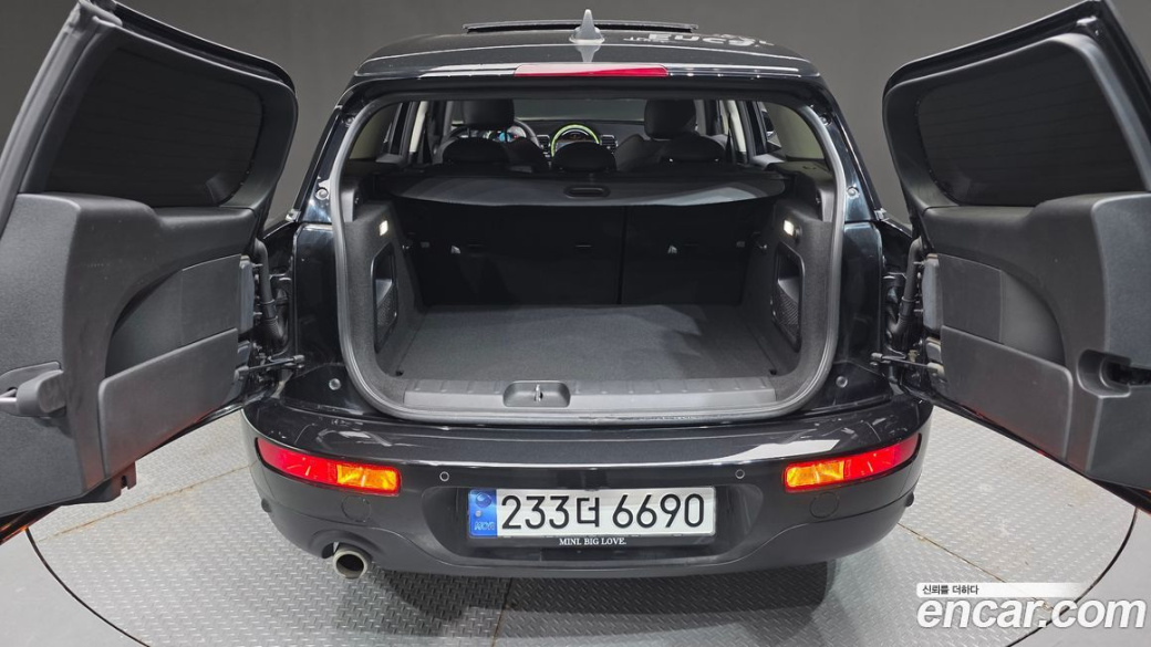 Mini Clubman Classic, 2023