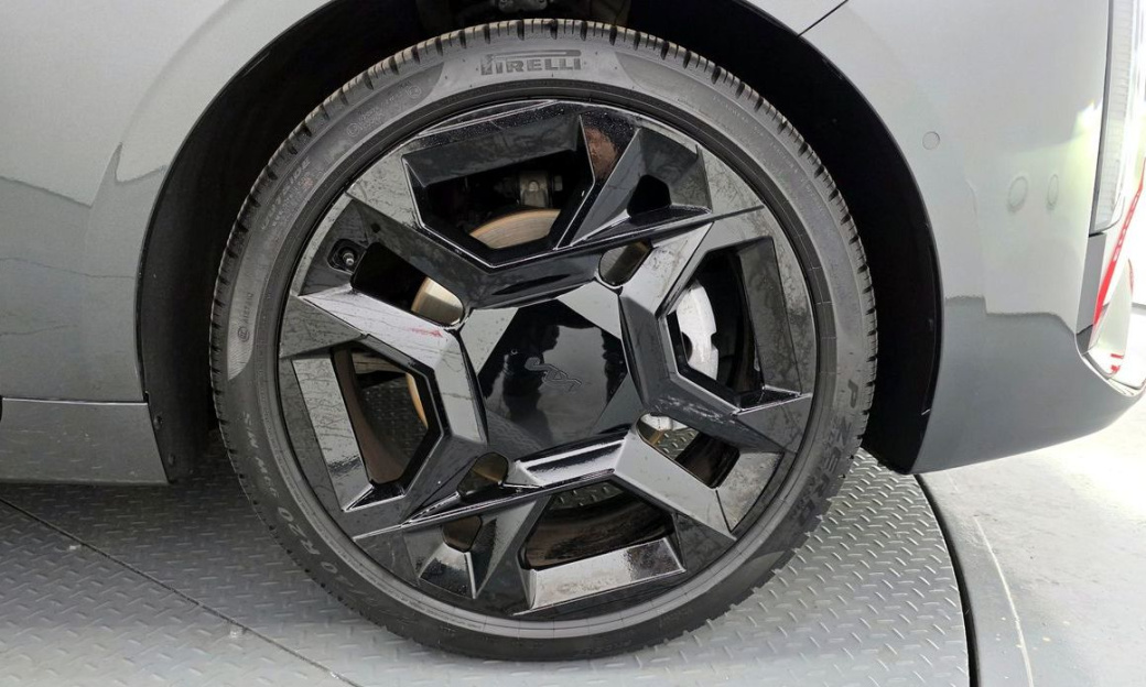 Kia K8 2.5 Gasoline 2WD, 2025