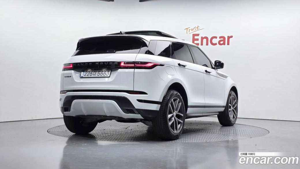 Land Rover Range Rover Evoque P250 Dynamic SE, 2026