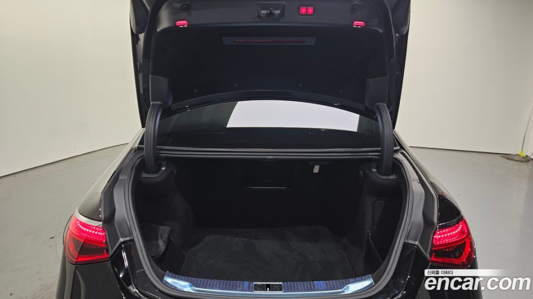 Mercedes-Benz S-Class S450L 4MATIC, 2022