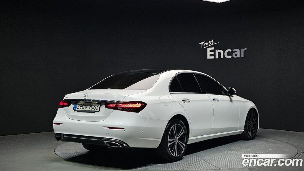 Mercedes-Benz E-Class E250 Avantgarde, 2022