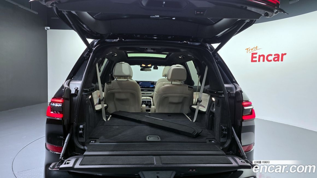 BMW X7 xDrive 40i M Sport 6STR, 2024
