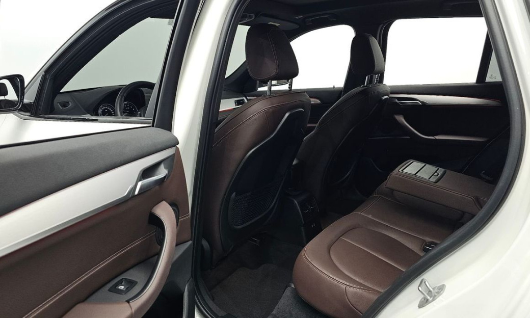 BMW X1 xDrive 20i M Sport, 2022