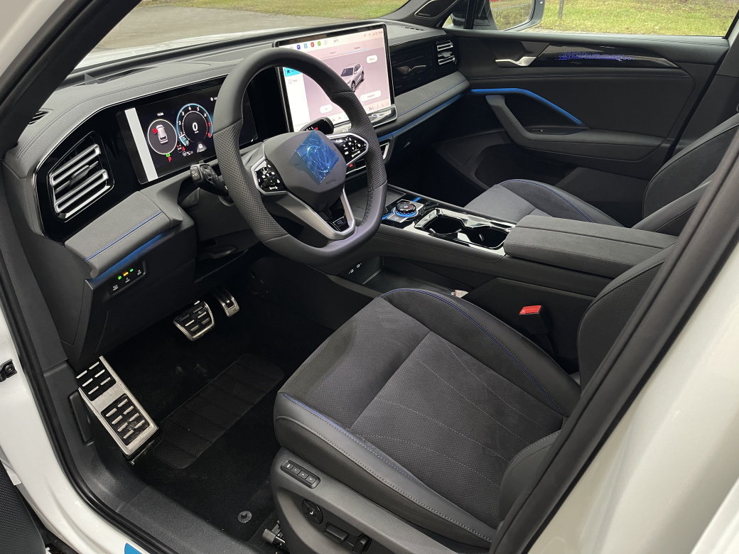 Volkswagen Tiguan L Pro 
