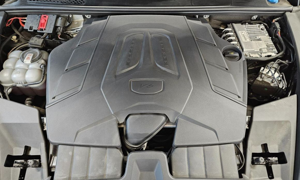 Porsche Cayenne 3.0 Coupe, 2024
