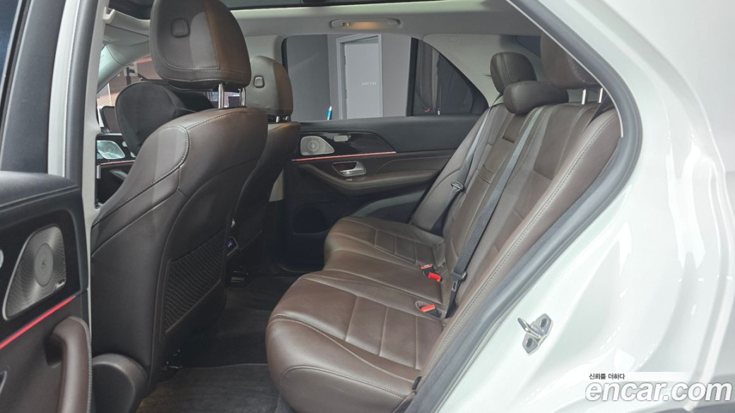 Mercedes-Benz GLE-Class GLE300d 4MATIC, 2023