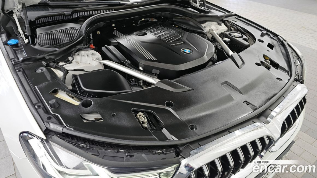 BMW Gran Turismo 630i xDrive Luxury, 2022