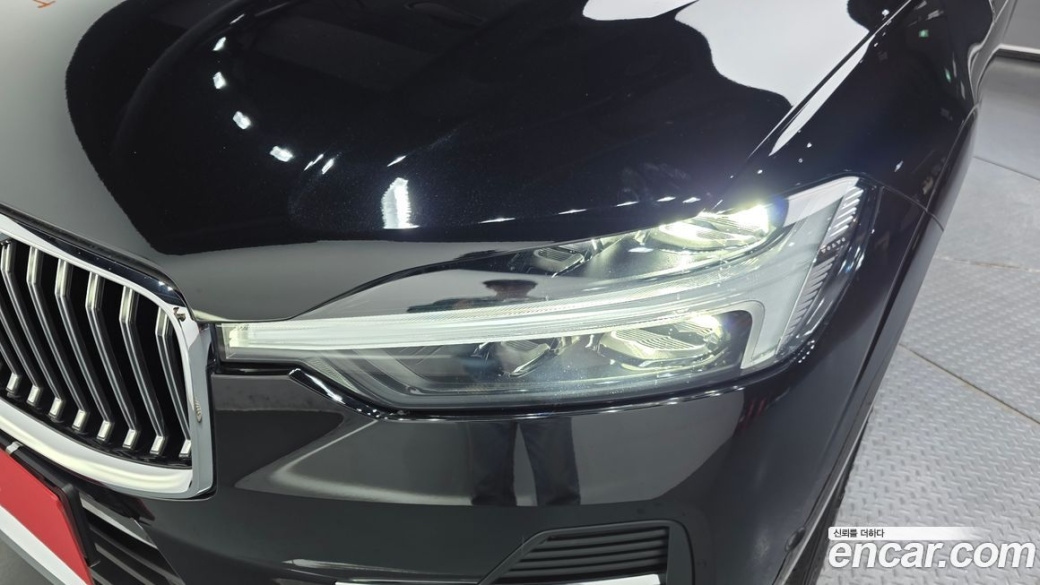 Volvo XC60 B5 Inscription, 2022