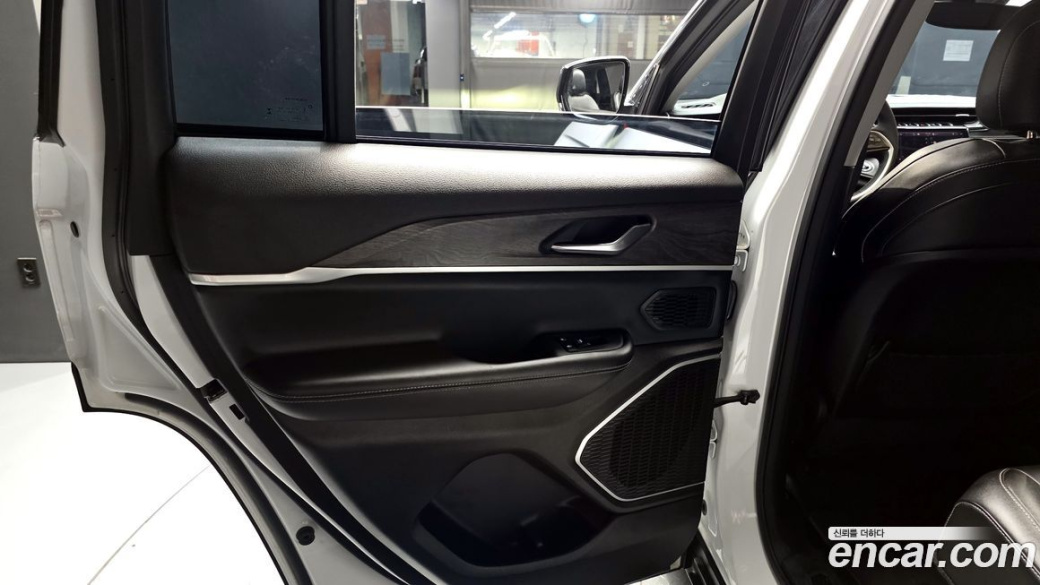 Jeep Cherokee 3.6 Limited, 2023