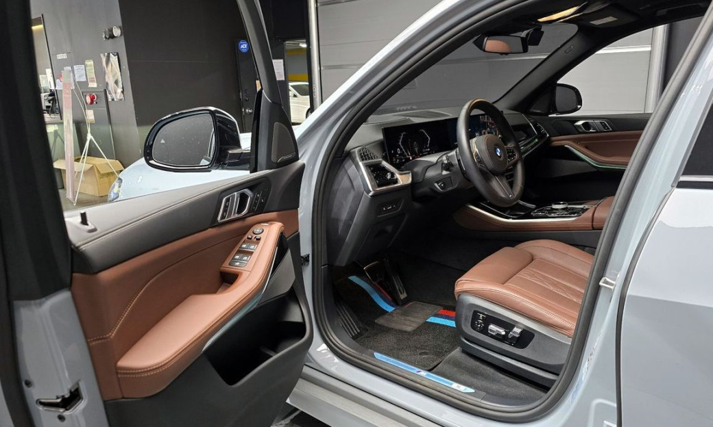 BMW X5 xDrive 40i M Sport, 2025