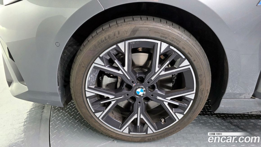 BMW 1-Series 120 M Sport, 2025