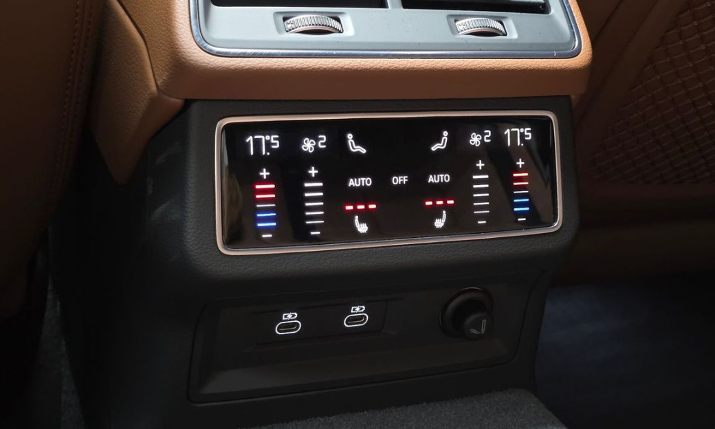 Audi A6 45 TFSI Premium, 2023
