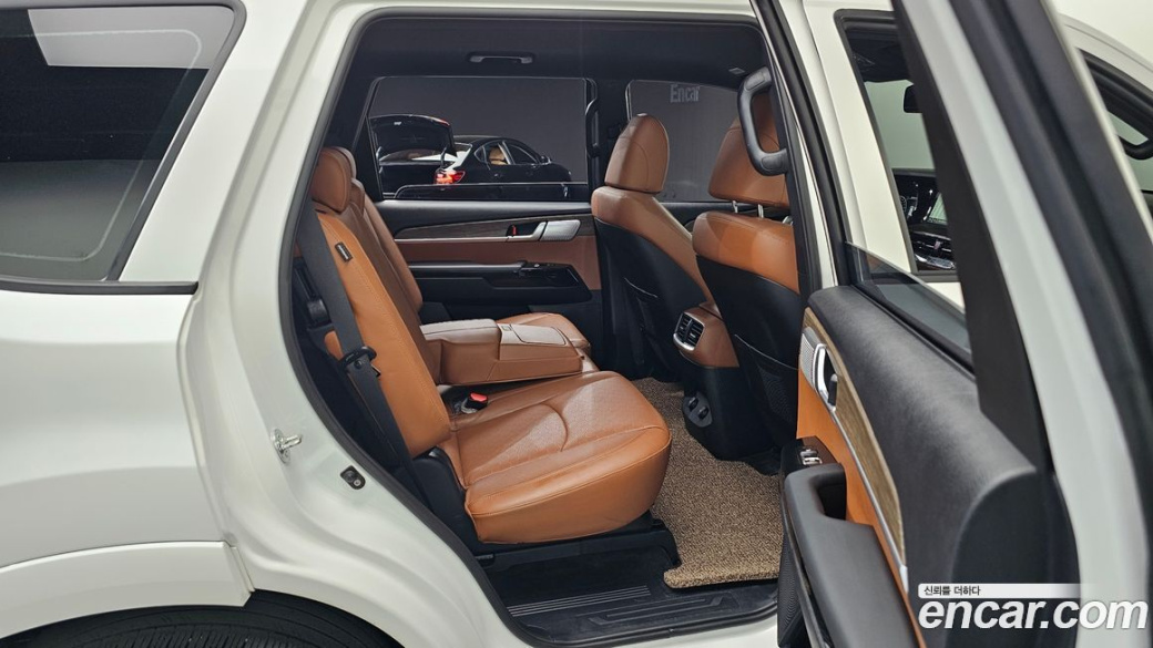 Kia Mohave Diesel 3.0 4WD 5-Seater, 2024