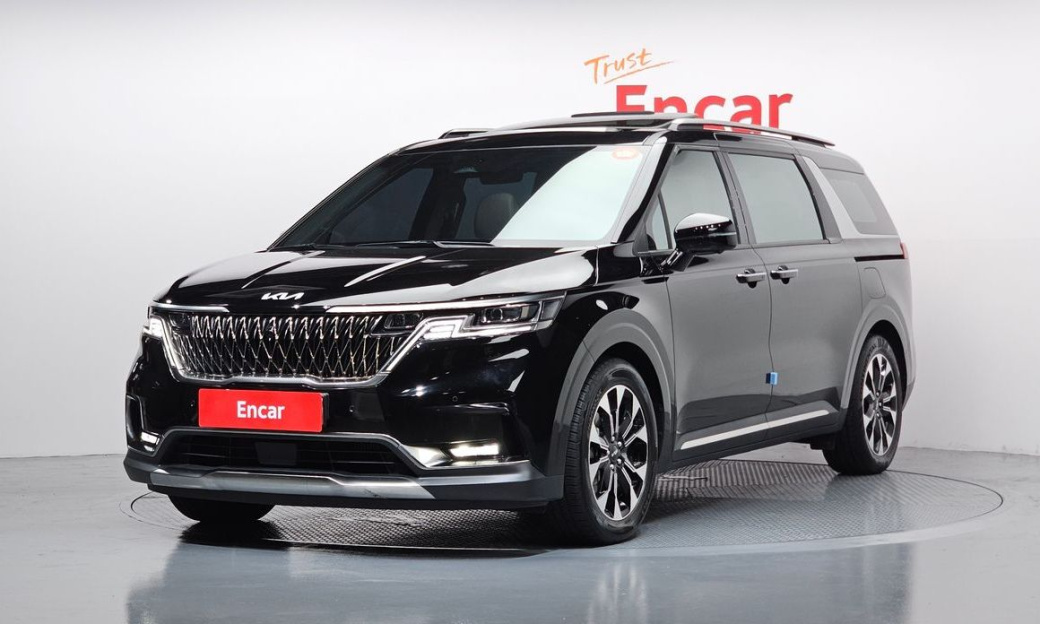 Kia Carnival 9-Seater Signature, 2023