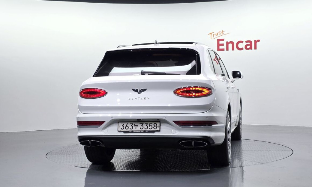 Bentley Bentayga 4.0 V8, 2022
