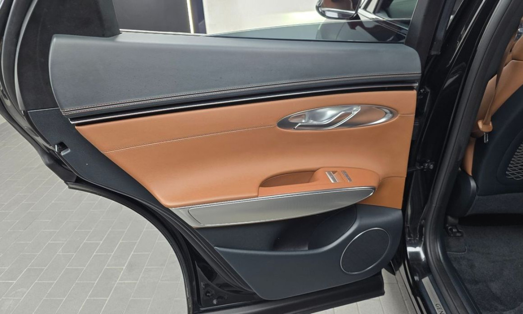 Genesis GV70 2.5T Gasoline 2WD, 2024