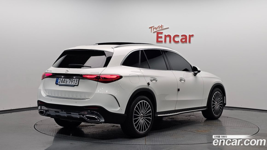 Mercedes-Benz GLC-Class GLC300 4MATIC AMG Line, 2024