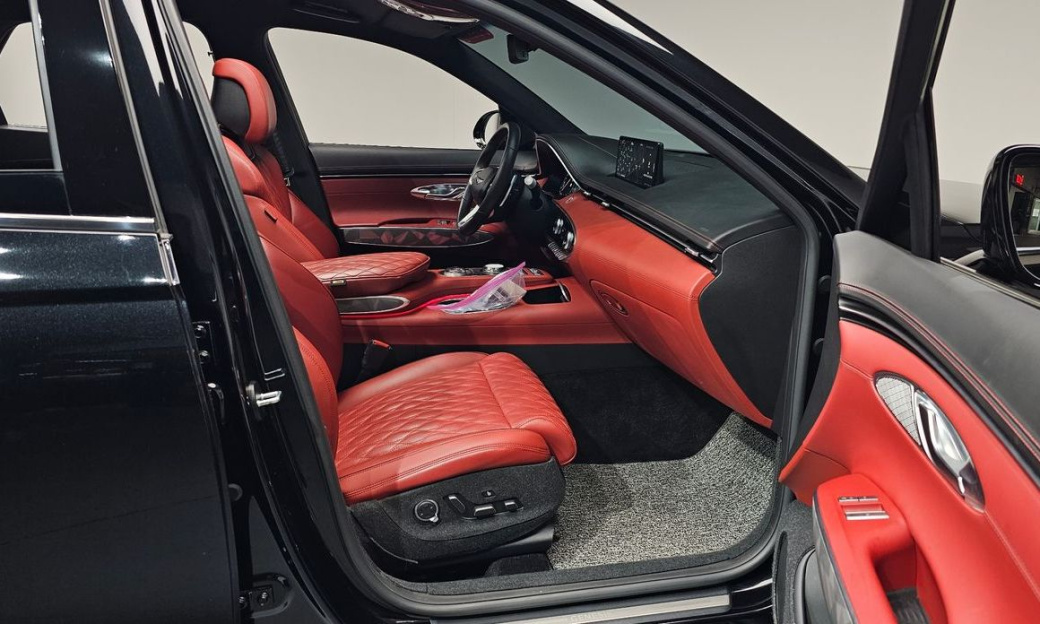 Genesis GV70 2.5T Gasoline AWD, 2024