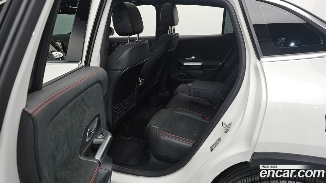 Mercedes-Benz GLA-Class GLA250 4MATIC, 2023