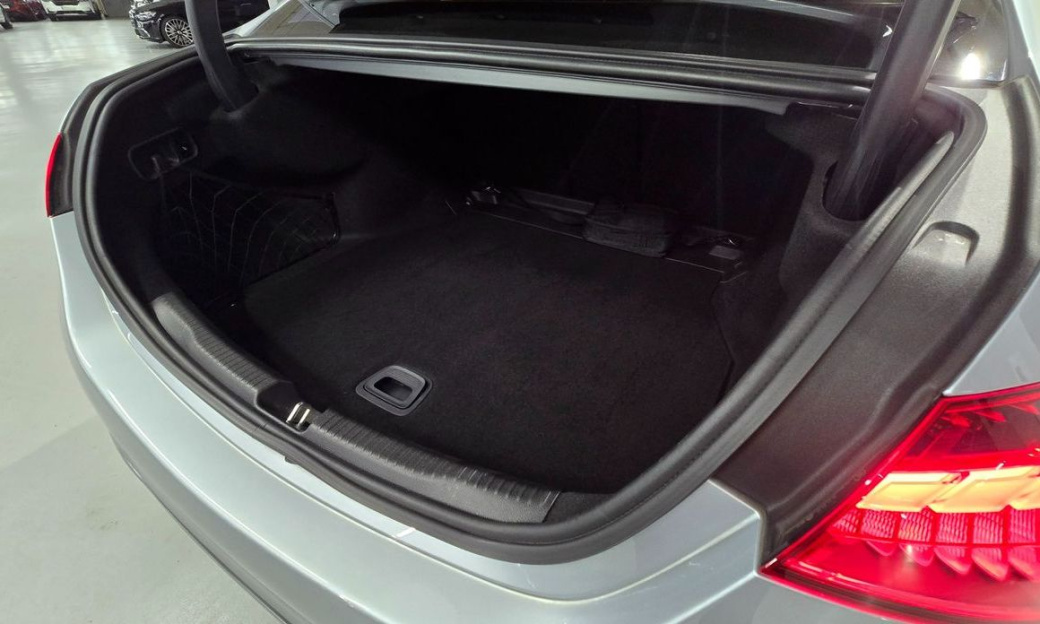 Mercedes-Benz C-Class C300 4MATIC AMG Line, 2023