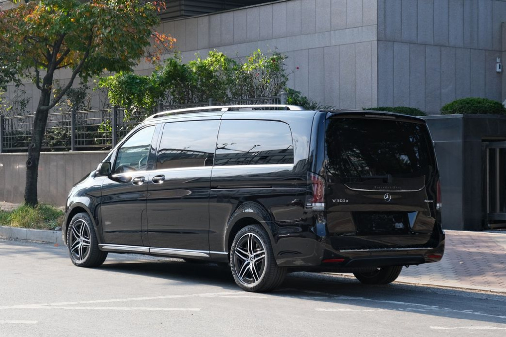 Mercedes-Benz V-Class V300 CDI, 2025
