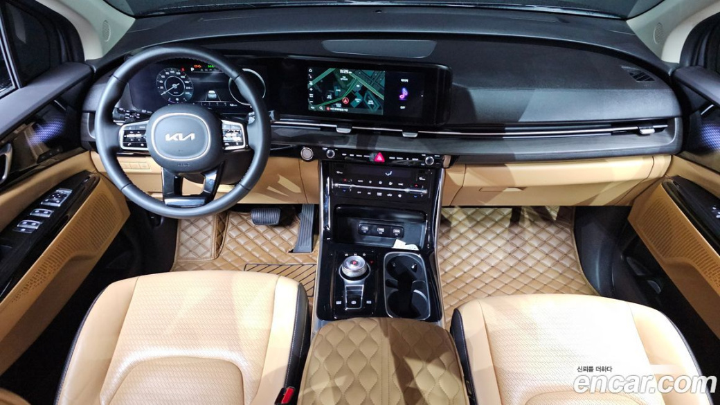 Kia Carnival 7-Seater Signature, 2022