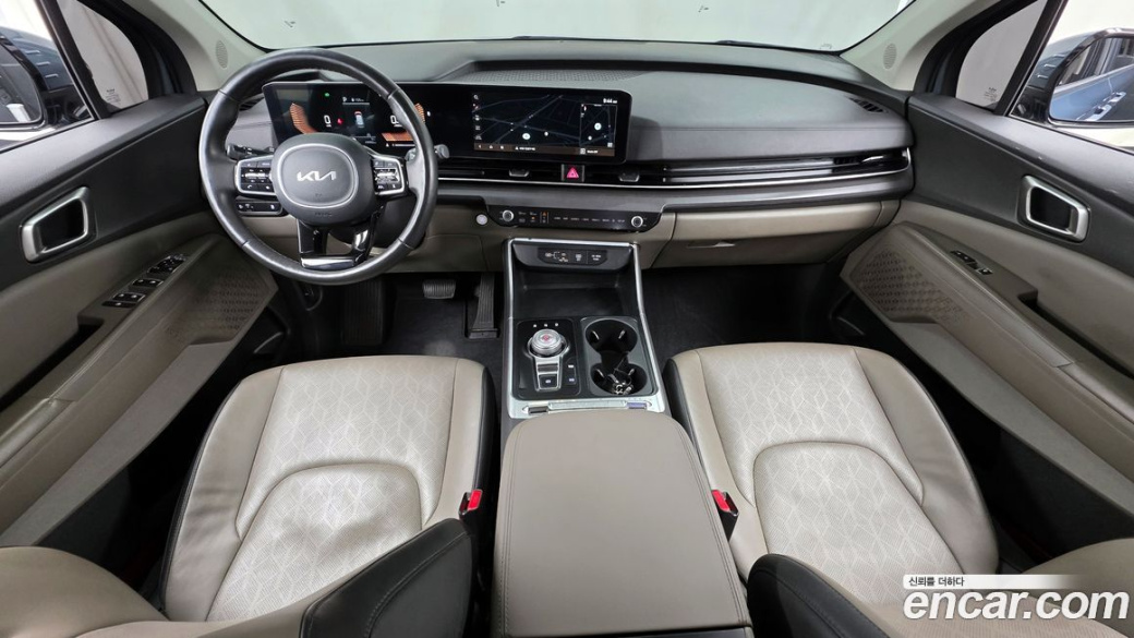 Kia Carnival 9-Seater Prestige, 2024
