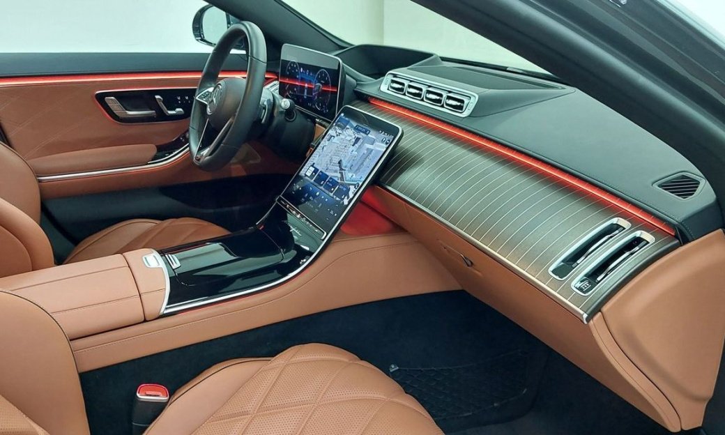 Mercedes-Benz S-Class Maybach S680 4MATIC, 2024