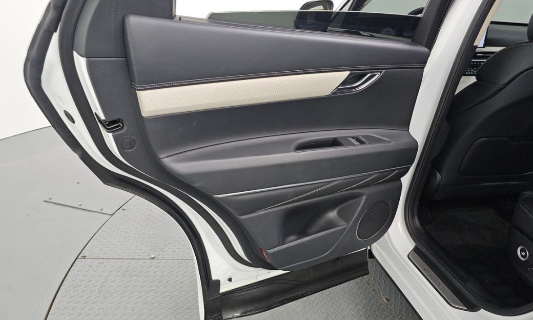 Genesis GV80 2.5T Gasoline AWD, 2024