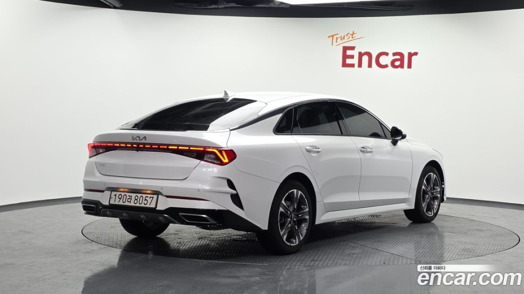 Kia K5 2.0, 2023
