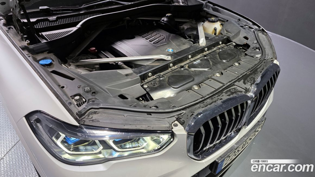 BMW X5 xDrive 40i M Sport, 2022