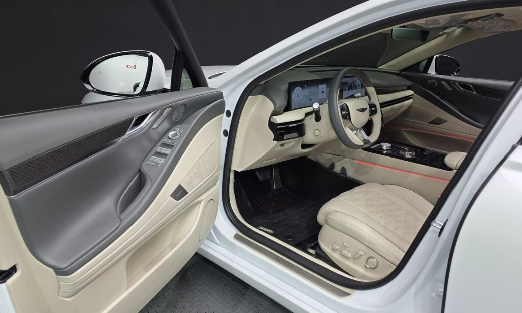 Genesis G80 Gasoline 2.5 Turbo 2WD, 2025