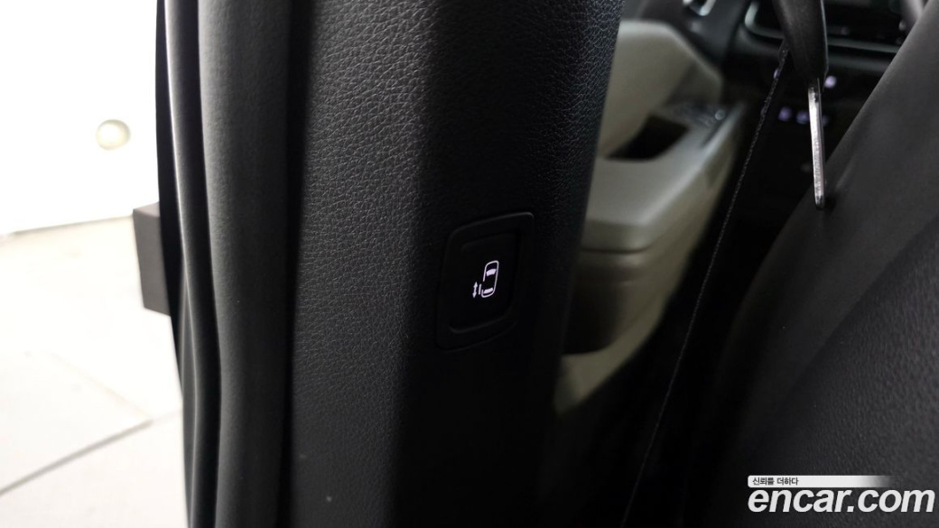 Kia Carnival 9-Seater Noblesse, 2025