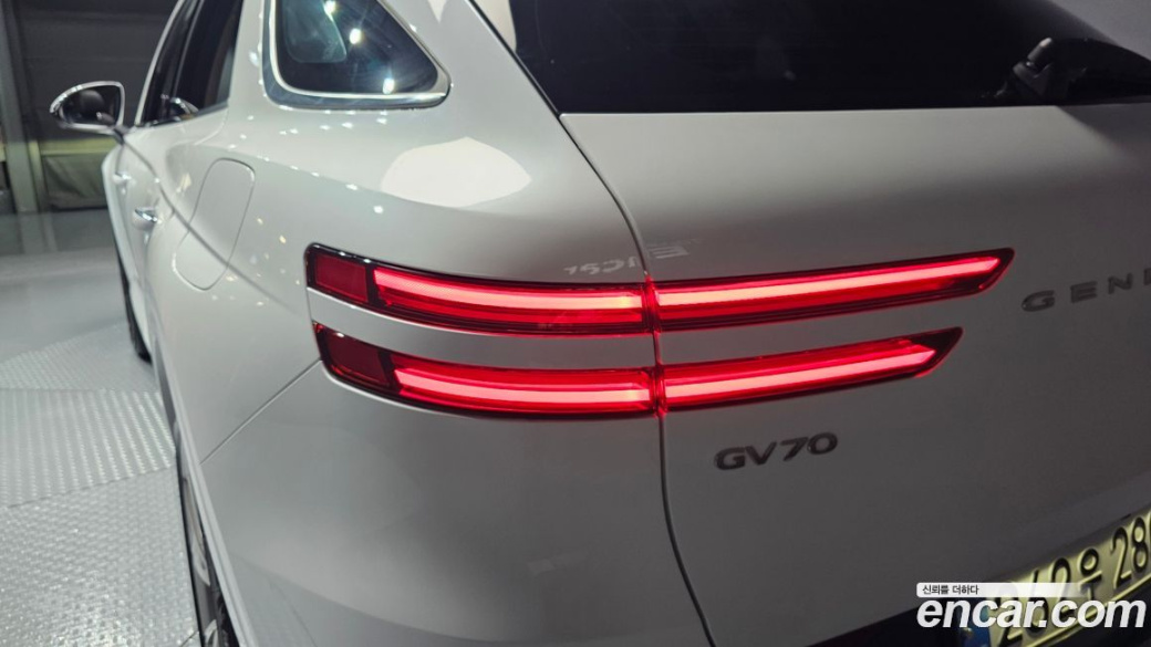 Genesis GV70 2.5T Gasoline AWD, 2025